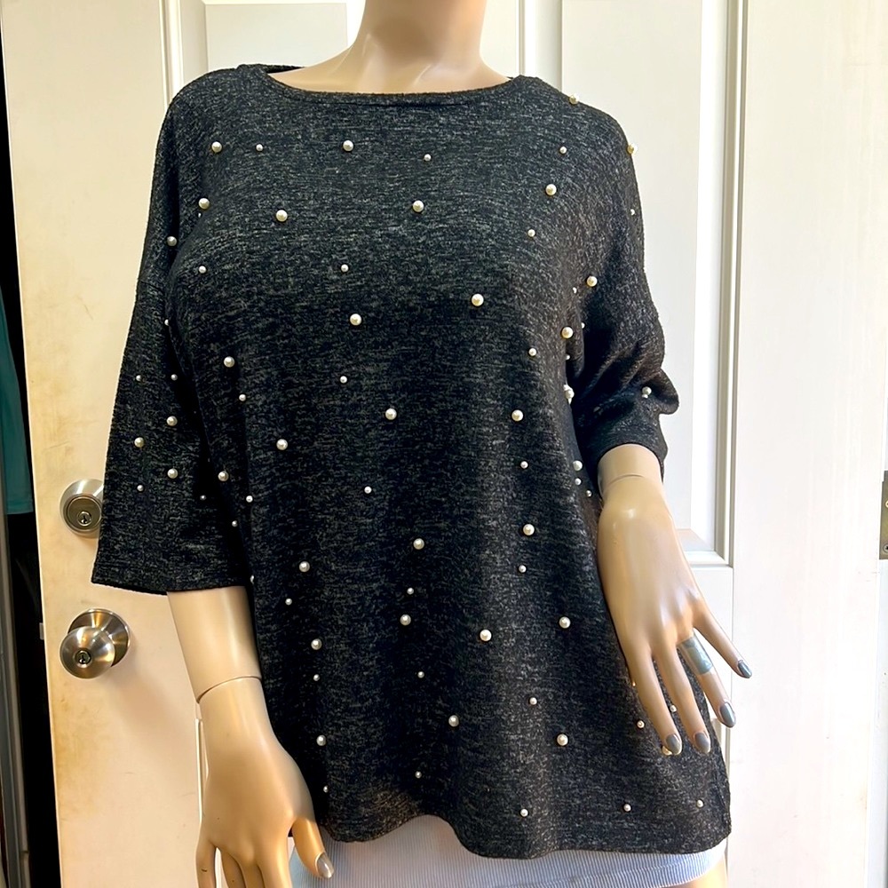 Chelsea & Theodore L Pearl Sweater